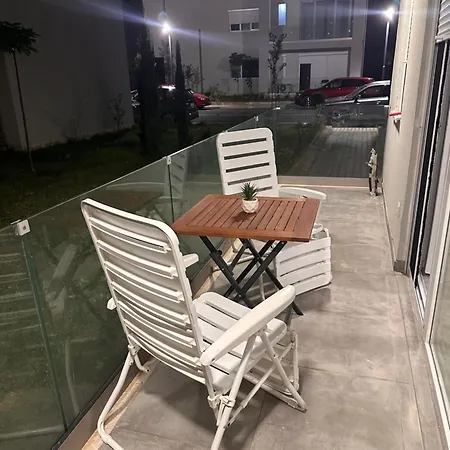 Modern Beachfront Dardania Tale Apartment Lezhe